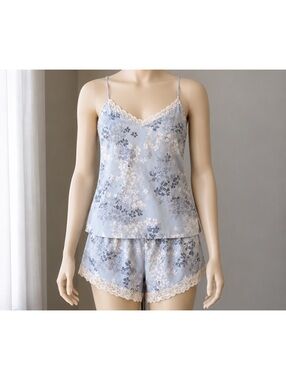 Splendid Women’s L Pajama Set Blue Floral Satin Cami Shorts Lace Trim Sleepwear